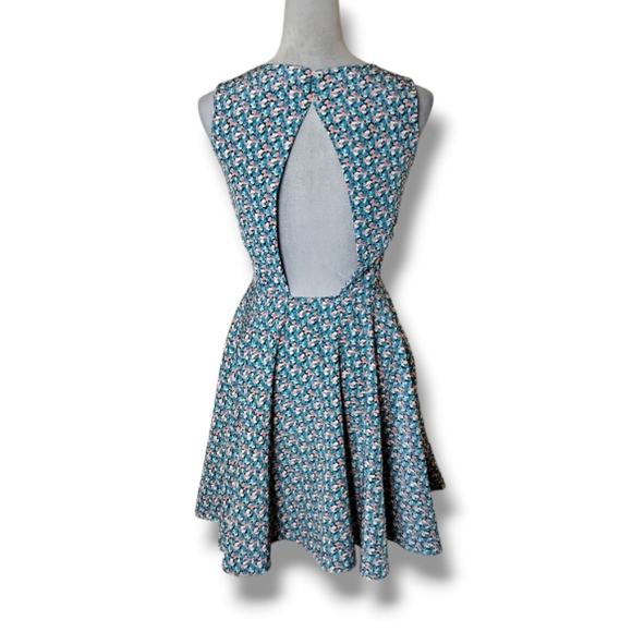 Pinkyotto Floral Mini Dress Small Open Back Circle Skirt Retro Vintage-Inspired - Picture 5 of 9
